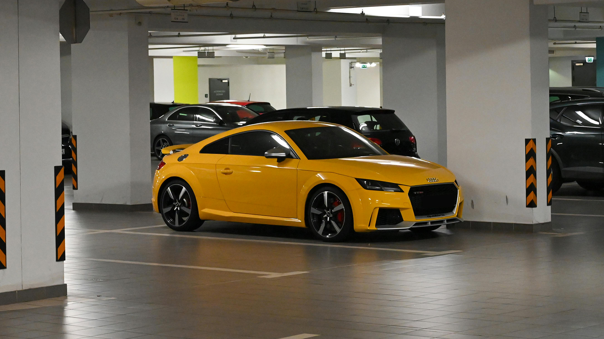 Audi-TTRS-Yellow