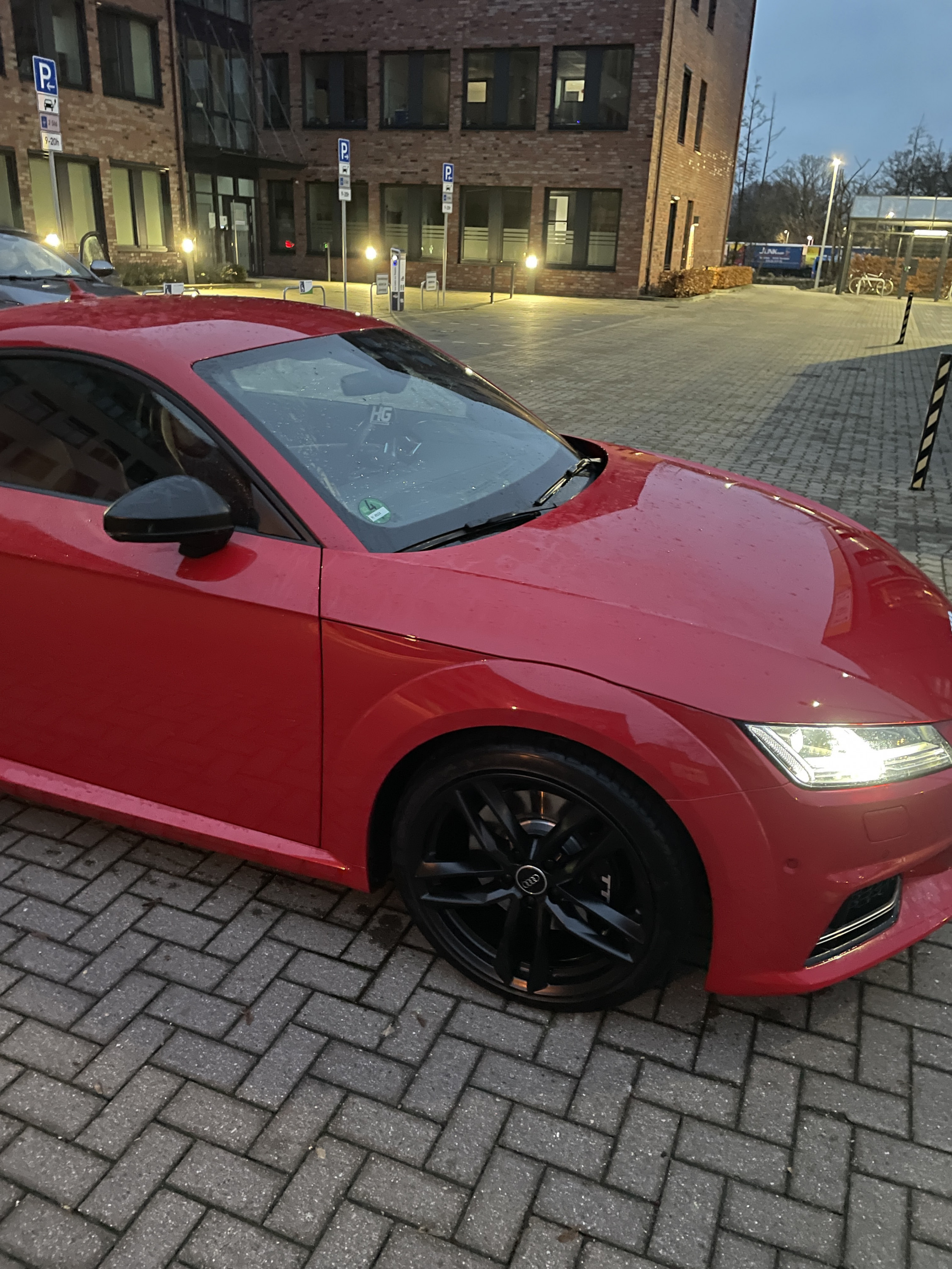 Audi TTs 8s Tangorot