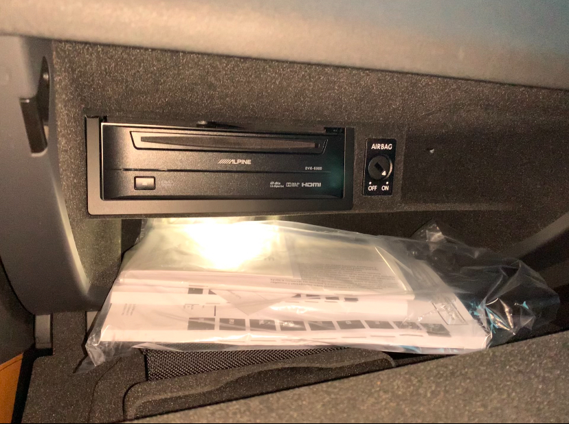 AMI raus und Alpine DVD Player rein