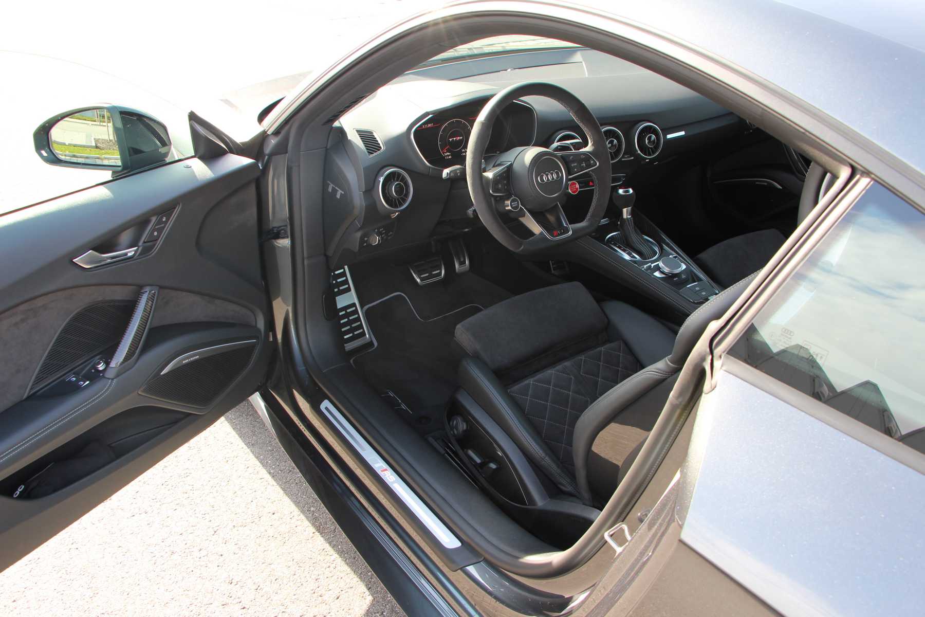 AUDI TT RS 8S