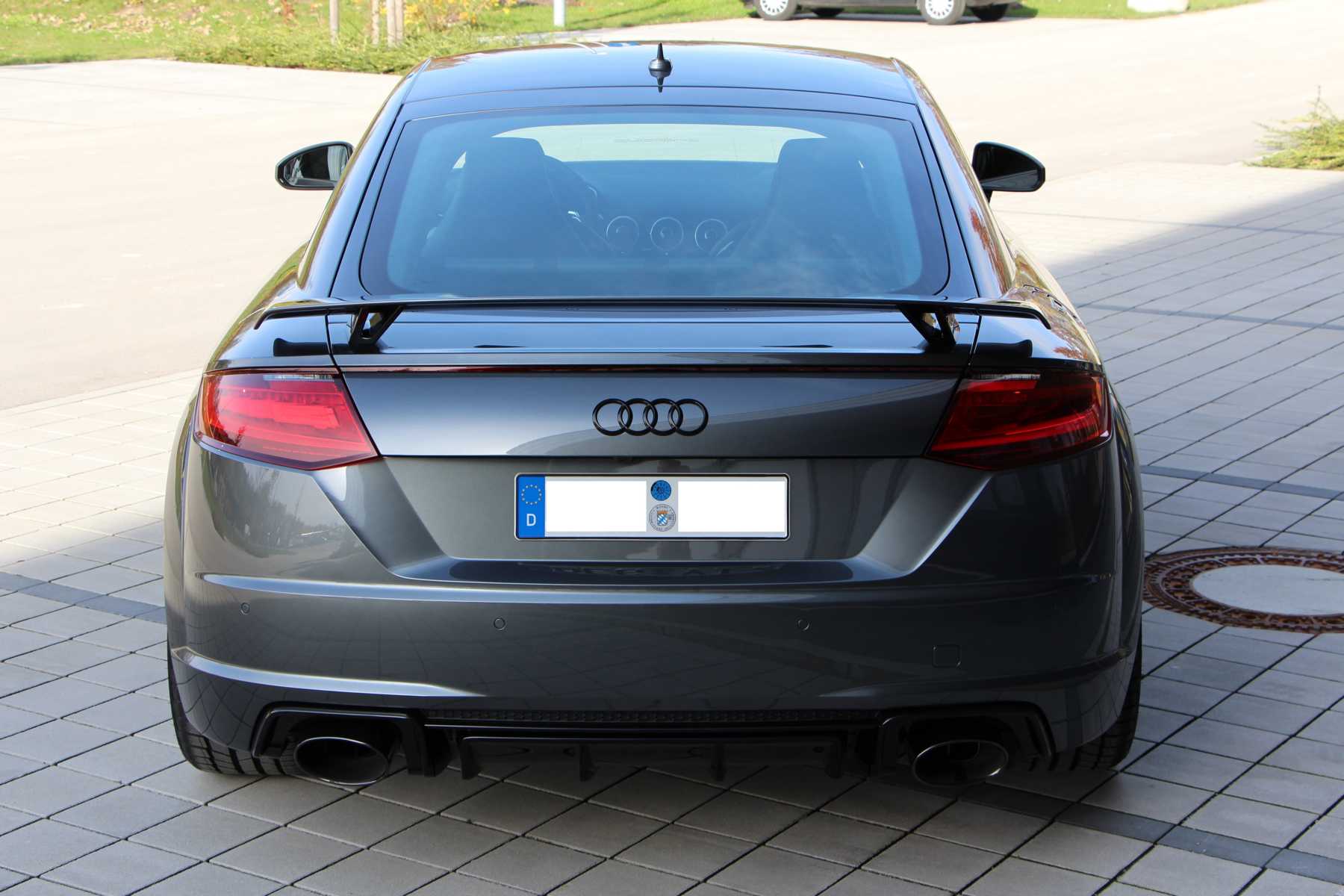 AUDI TT RS 8S