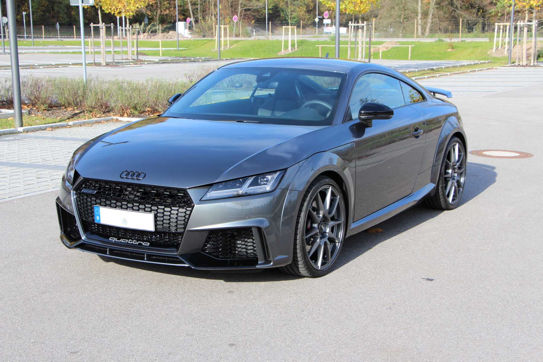 AUDI TT RS 8S