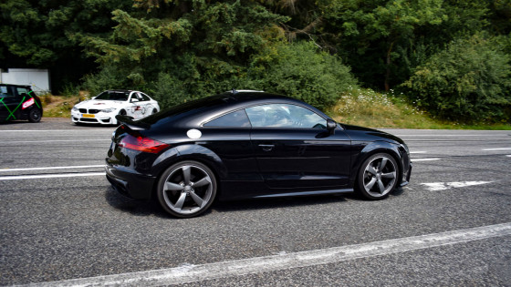 Audi TT RS in Phantomschwarz Perleffekt