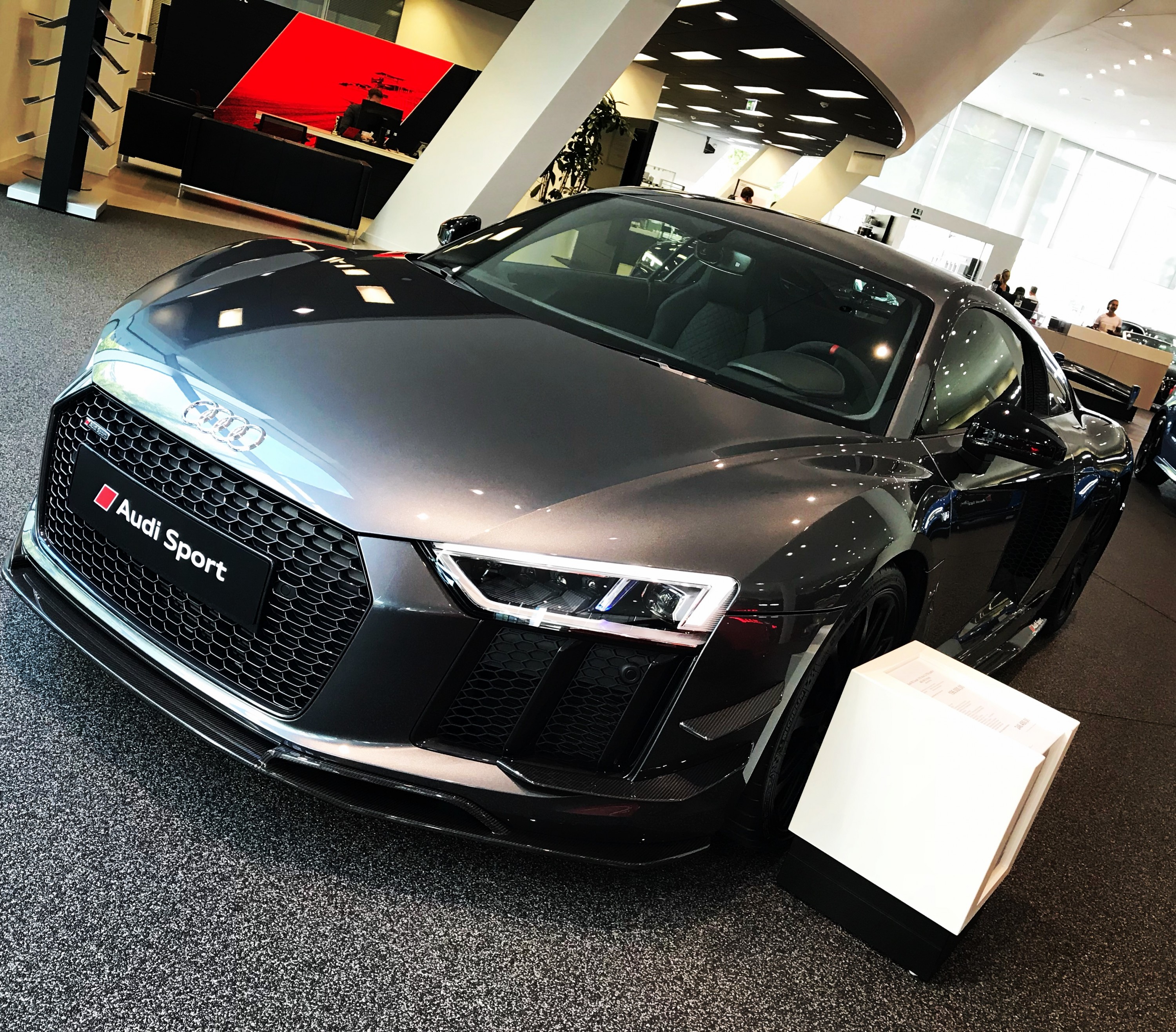 R8 V10 plus Performance Parts